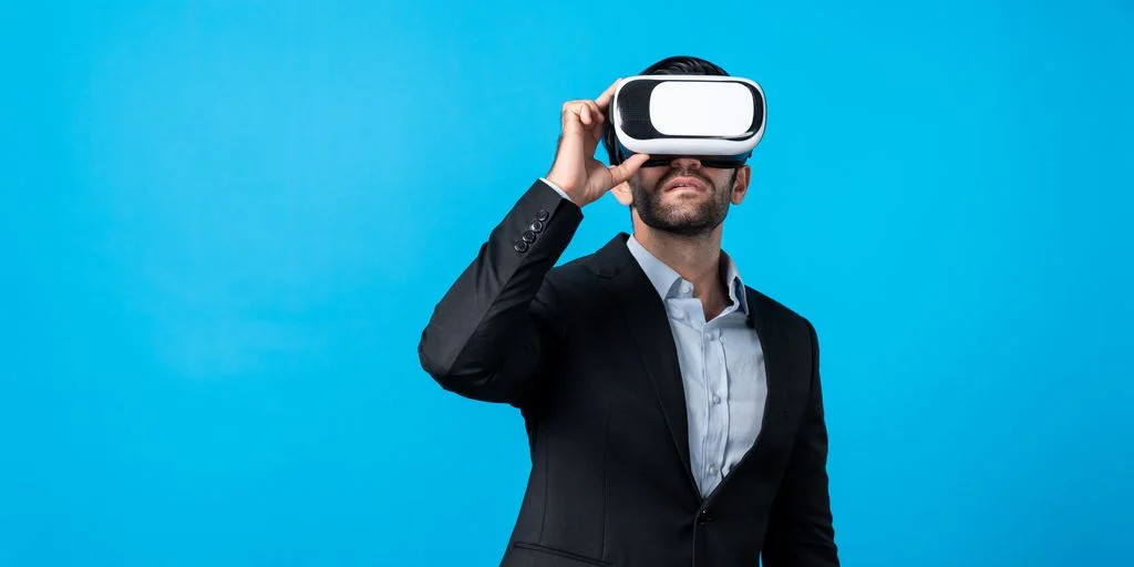 The Future of Sales: Integrating VR in Customer Demos