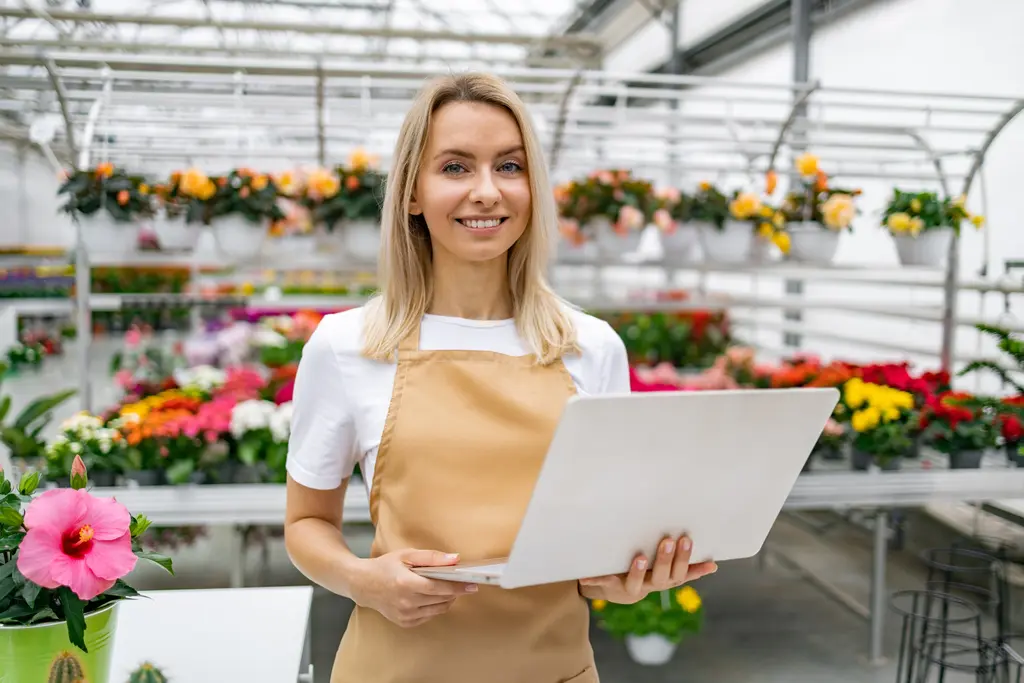 Surviving Seasonal Peaks: How Florists Handle Valentine's Day & Weddings with CRM Processes Surviving Seasonal Peaks: How Florists Handle Valentine's Day & Weddings with CRM Processes