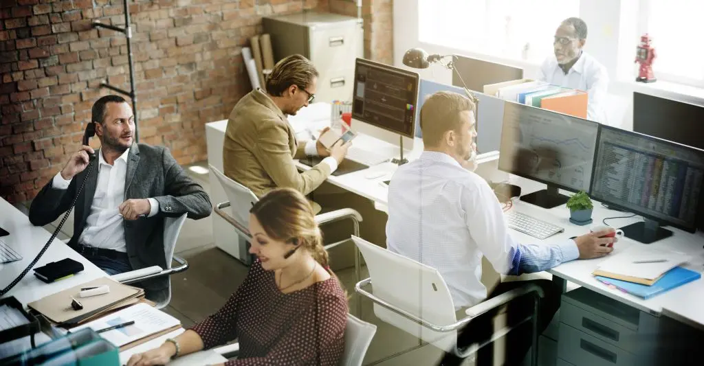 shutterstock_387070813.webp healthy working culture