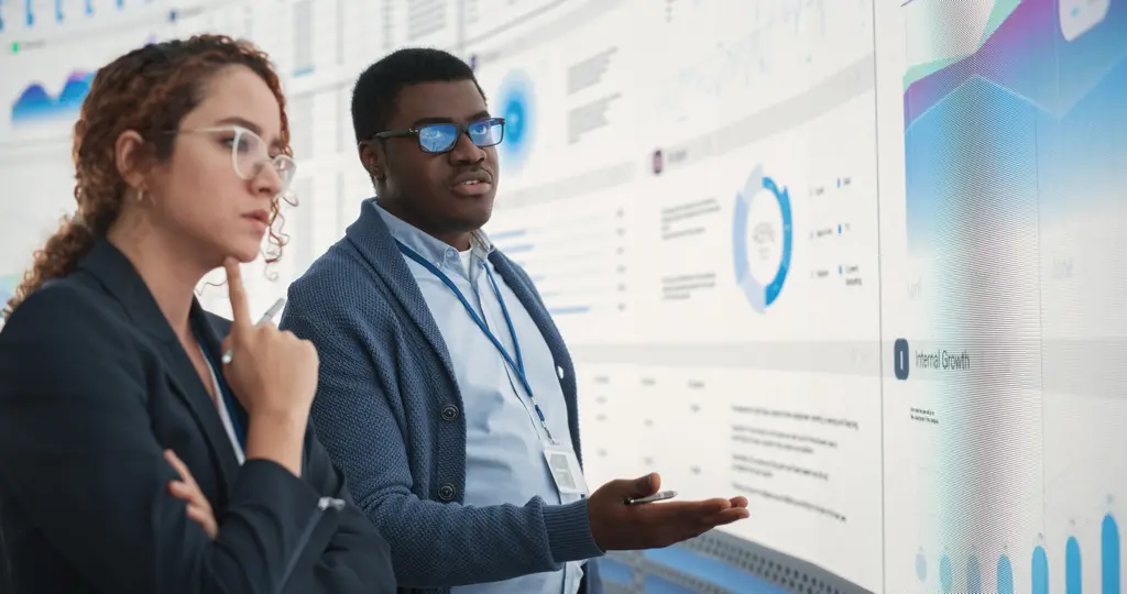 Beyond the Cloud: Achieving Data Sovereignty and Compliance in Regulated Industries Beyond the Cloud: Achieving Data Sovereignty and Compliance in Regulated Industries