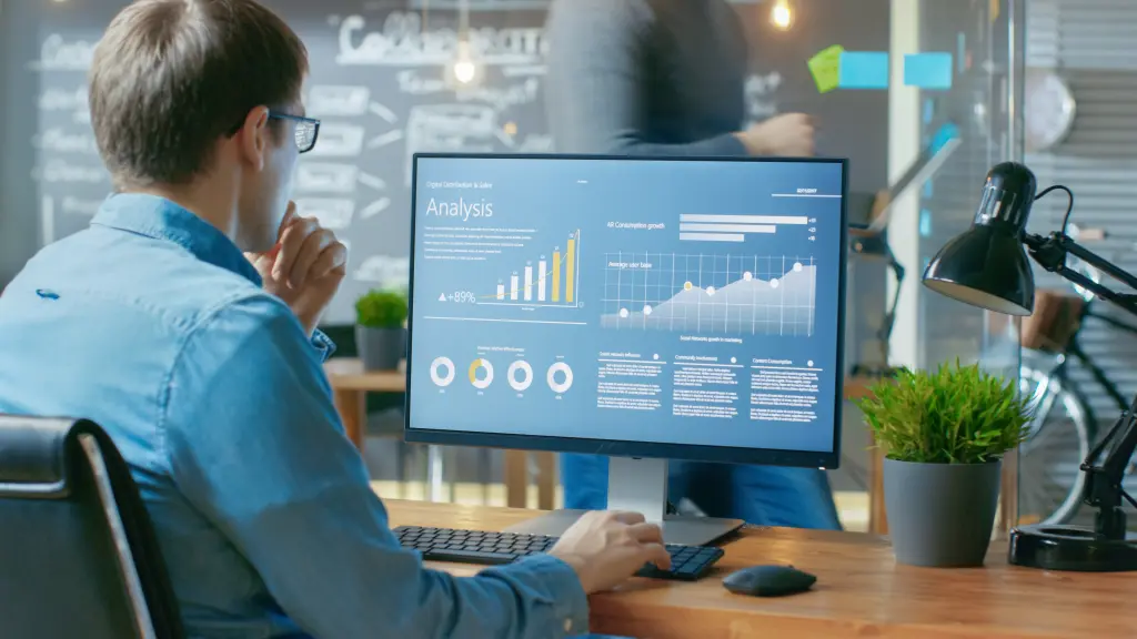 Enterprise Essentials: The 10 Software Tools Powering Large Businesses in 2024